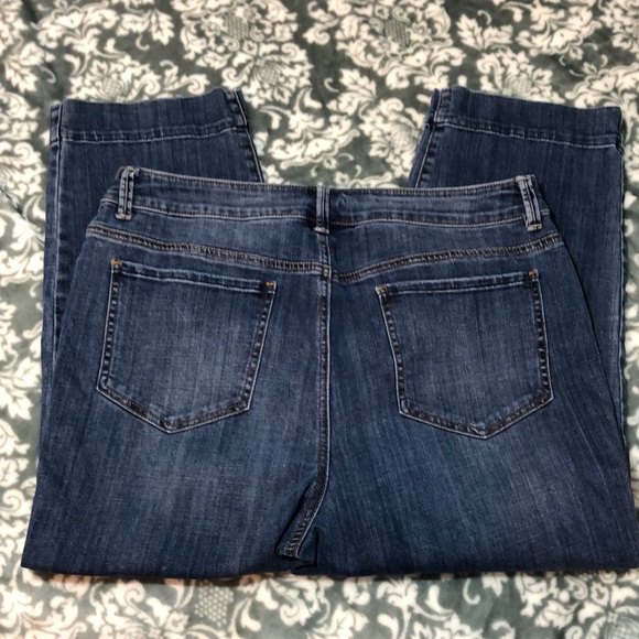 Chico's Platinum Straight Crop Blue Jeans Size 2 - Picture 2 of 13